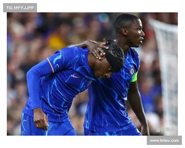 切尔西压倒性胜利，球迷欢呼雀跃