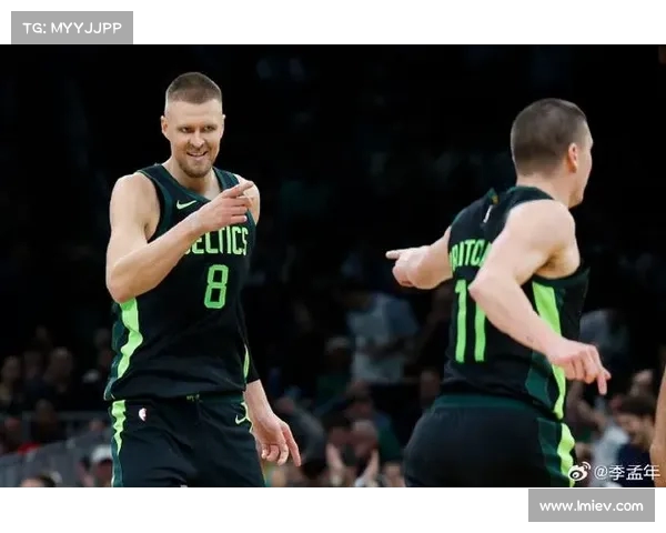 波尔津吉斯谈替补角色:为了球队利益,复出打替补是合理选择 波尔津吉斯谈替补角色:为了球队利益,复出打替补是合理选择