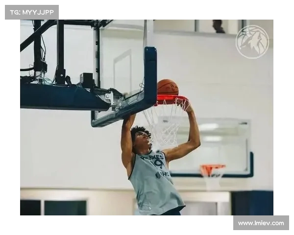 篮网交易计划曝光:利用太阳选秀权争取米切尔或吹杨等顶级球员 篮网交易计划曝光:利用太阳选秀权争取米切尔或吹杨等顶级球员