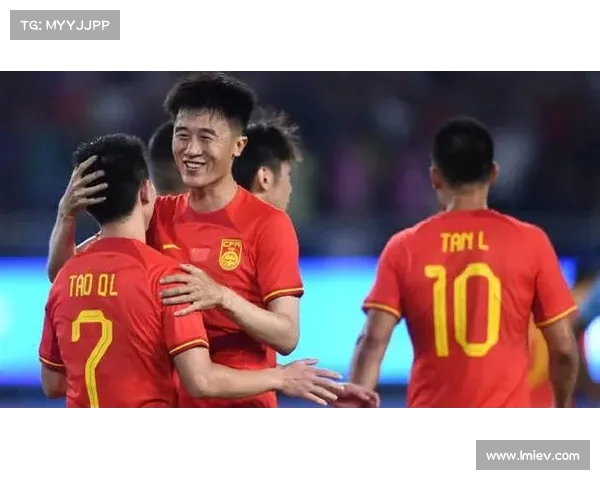 董路:国足缺少拜合拉木一样的拼劲,给韩国实在可惜 董路:国足缺少拜合拉木一样的拼劲,给韩国实在可惜