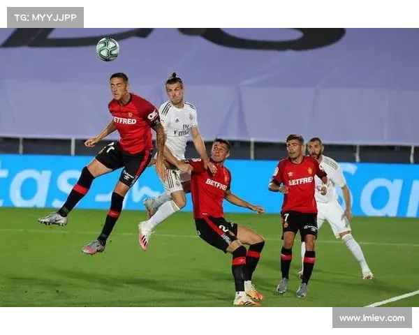 西甲塞维利亚客场大胜巴列卡诺