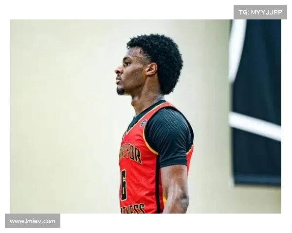 匿名球探点评布朗尼：低调稳定，给人小里弗斯的影像(布朗尼 faze)