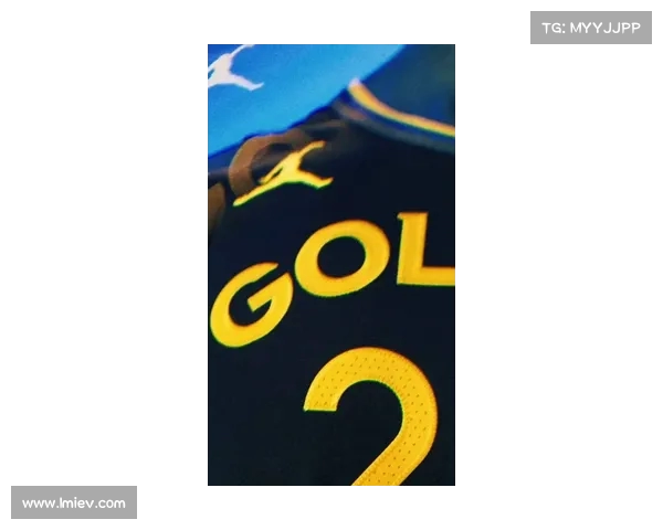 勇士新赛季宣告版球衣亮相:全新次级Logo设计展现独特风格(勇士队新年球衣) 勇士新赛季宣告版球衣亮相:全新次级Logo设计展现独特风格(勇士队新年球衣)